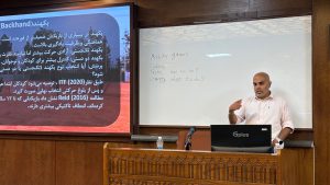 لحظاتی از رقابت نزدیک دو بازیکن <a href=